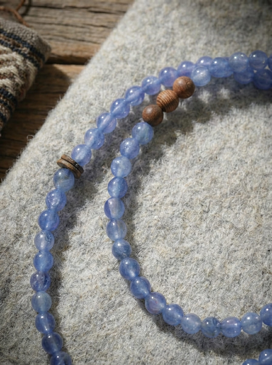 「Eastern Dawn」 Kyanite Bracelet