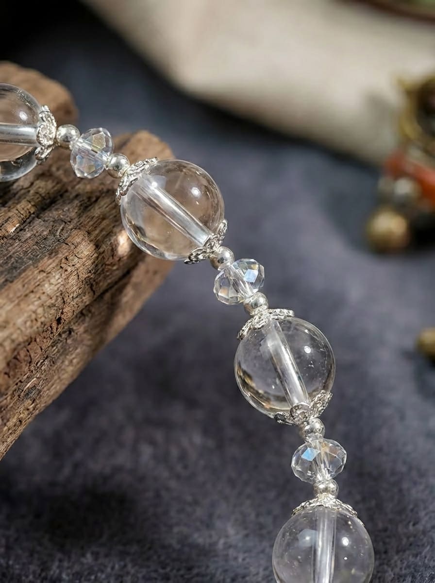 「Clear Shine & Vine Shadow」White Crystal Bracelet
