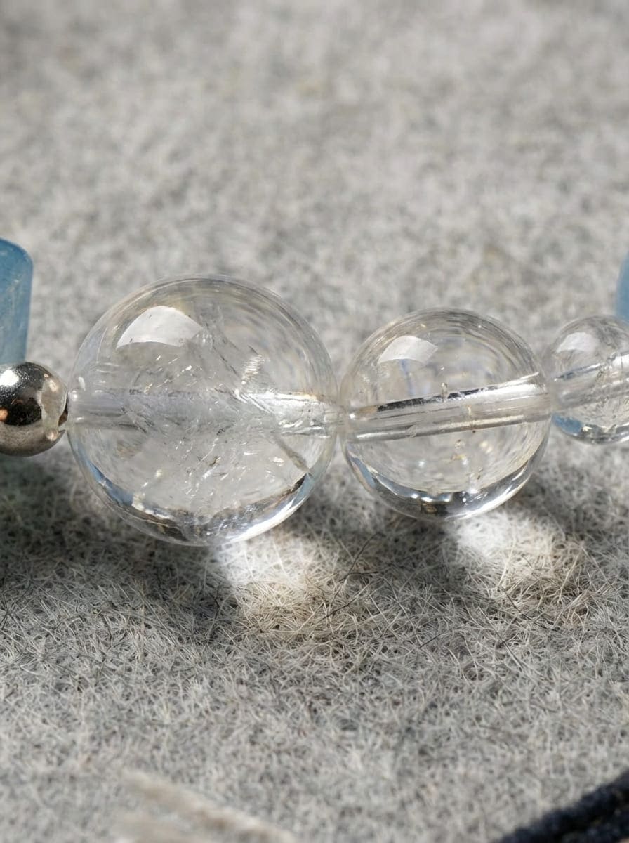 「Blue Island Secret Realm」 Aquamarine & White Crystal Bracelet