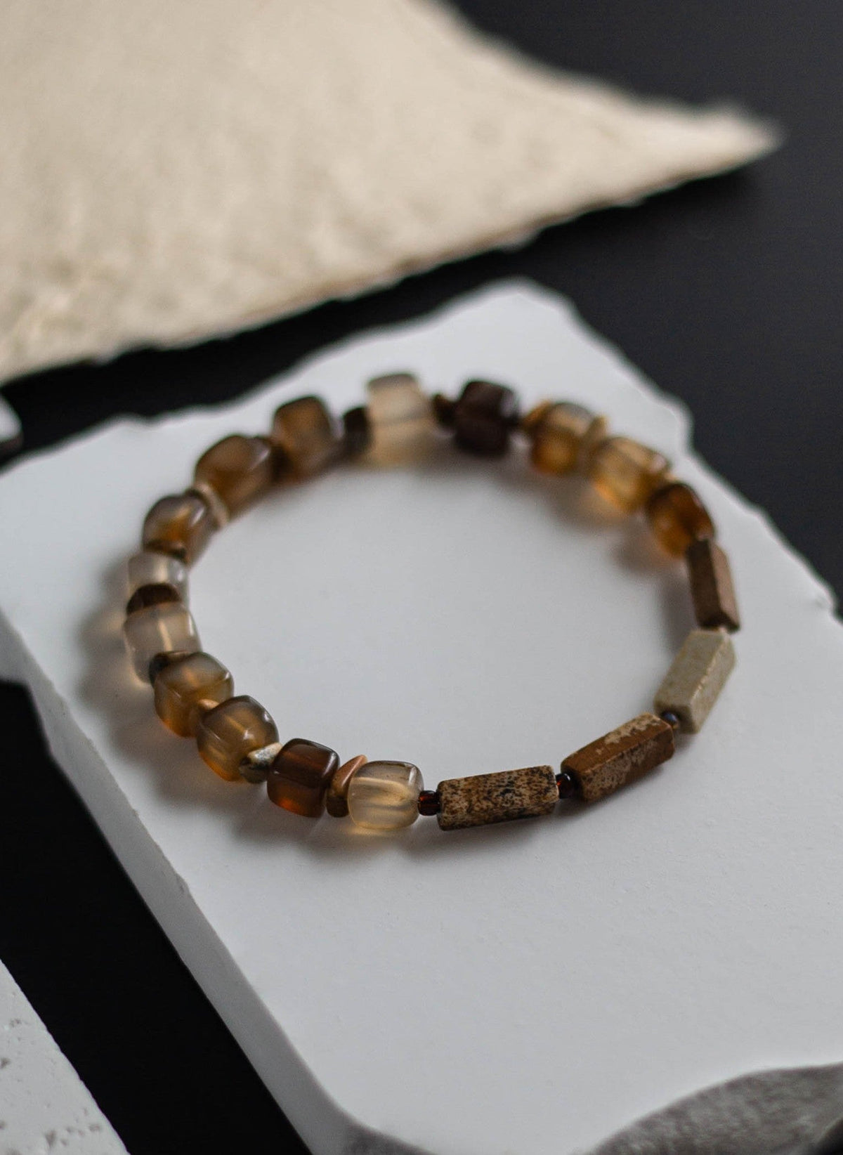 Natural Agate Picture Jasper Beaded Bracelet, Square Sugar Cut, Coffee Tone, Niche Design