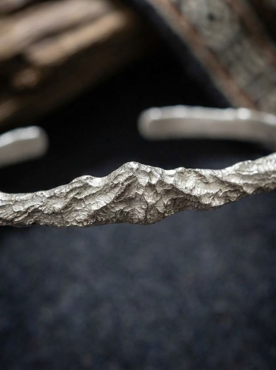 「Kailash」Sterling Silver Open Cuff Bracelet