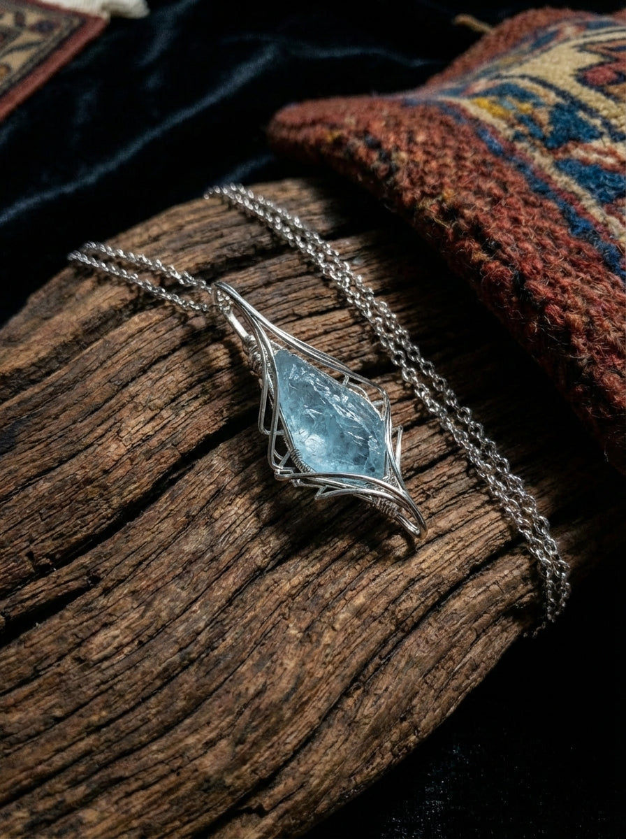 Hand-Wound Natural Aquamarine Raw Stone Pendant | Free-Form Crystal Ore Clavicle Necklace