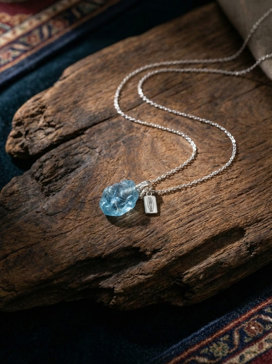 「Summer」 Natural Aquamarine Raw Stone Necklace
