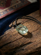 「Spring Breeze Wood」 Natural Green Crystal Free-Form Necklace
