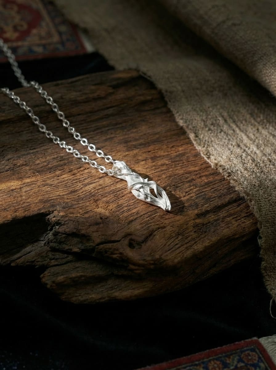 「Withered Wood Blossoms Again」 Sterling Silver Pendant Necklace Niche Design