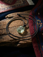 「Spring Breeze Wood」 Natural Green Crystal Free-Form Necklace