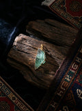 Liu Jin Raw Stone Natural Crystal Raw Stone Edged Pendant Necklace