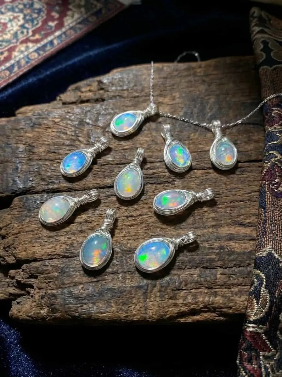 Niche Healing Clavicle Necklace | Colorful Sugar Bean Series White Opal Hand-Wound Sterling Silver Pendant Necklace