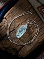 Original Irregular Aquamarine Clavicle Necklace | S925 Sterling Silver Niche High-End Unisex Necklace