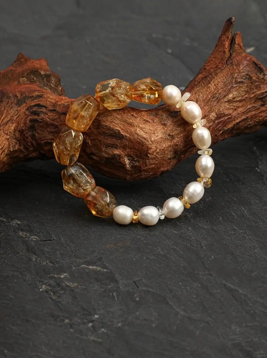 Condensed Light Heart-Nurturing · Citrine & Freshwater Pearl Bracelet