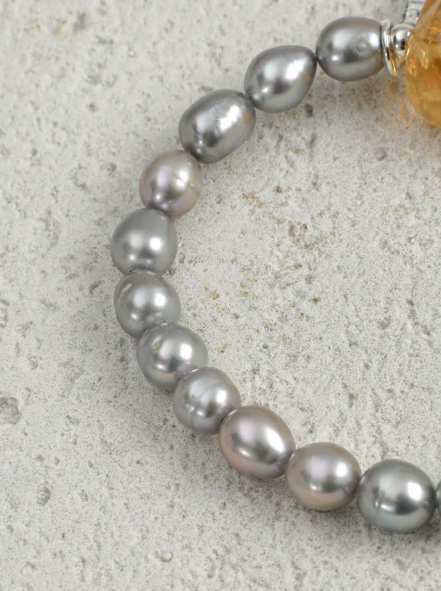 Mist Warmth Heart's Return · Grey Pearl & Citrine Bracelet