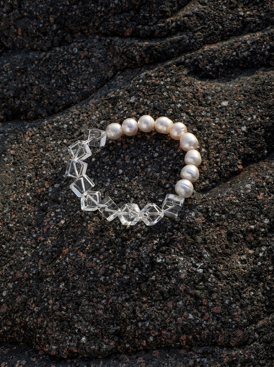 Moon Cube Clarity Heart · Clear Crystal & Freshwater Pearl Bracelet