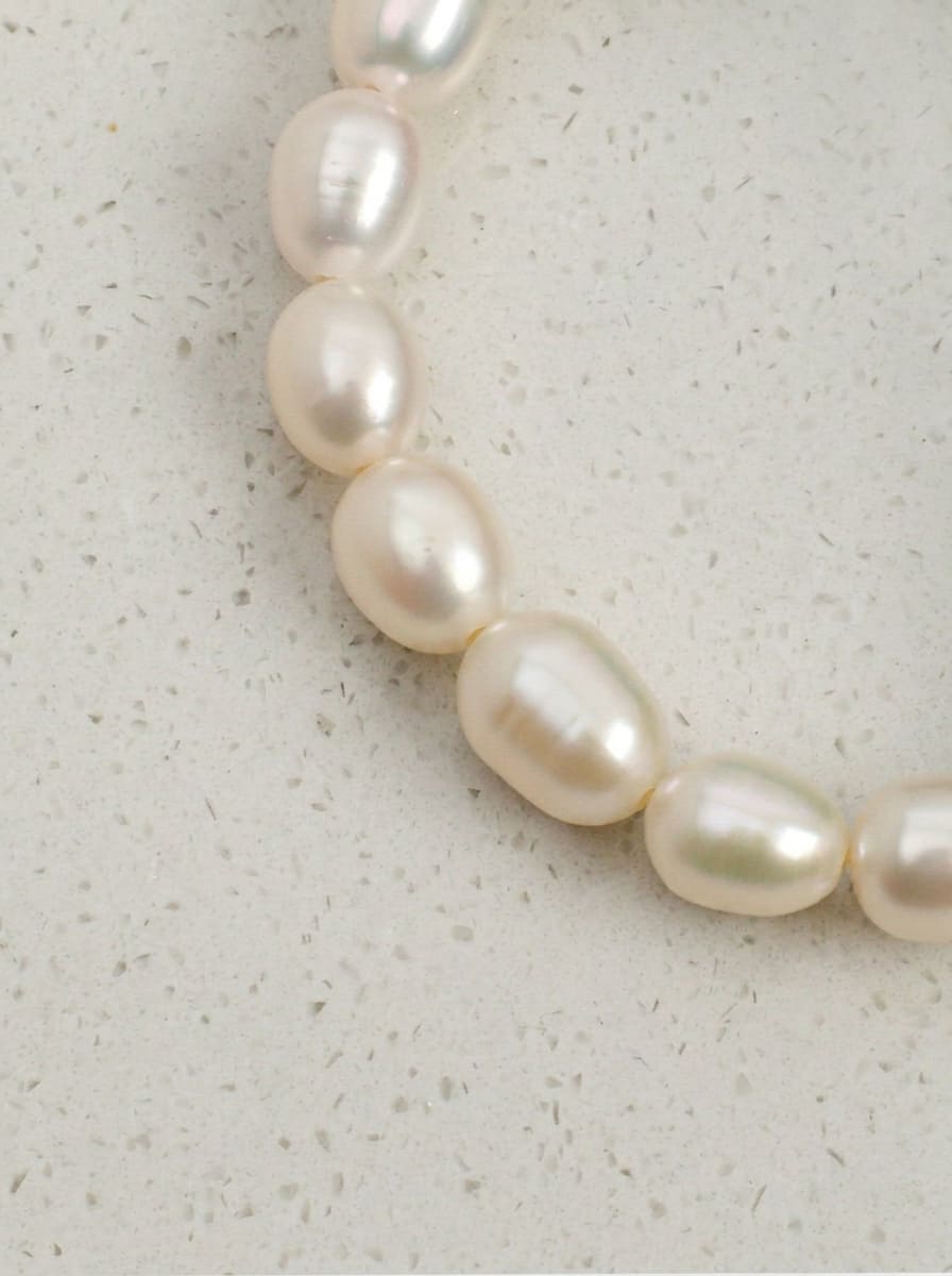 Moonlit Lapis Serenity · Lapis Lazuli & Freshwater Pearl Bracelet