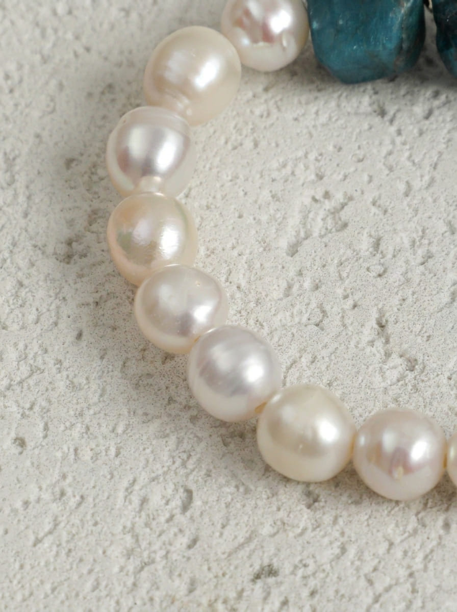 Night Ripple Zen Heart · Blue Apatite & Freshwater Pearl Bracelet