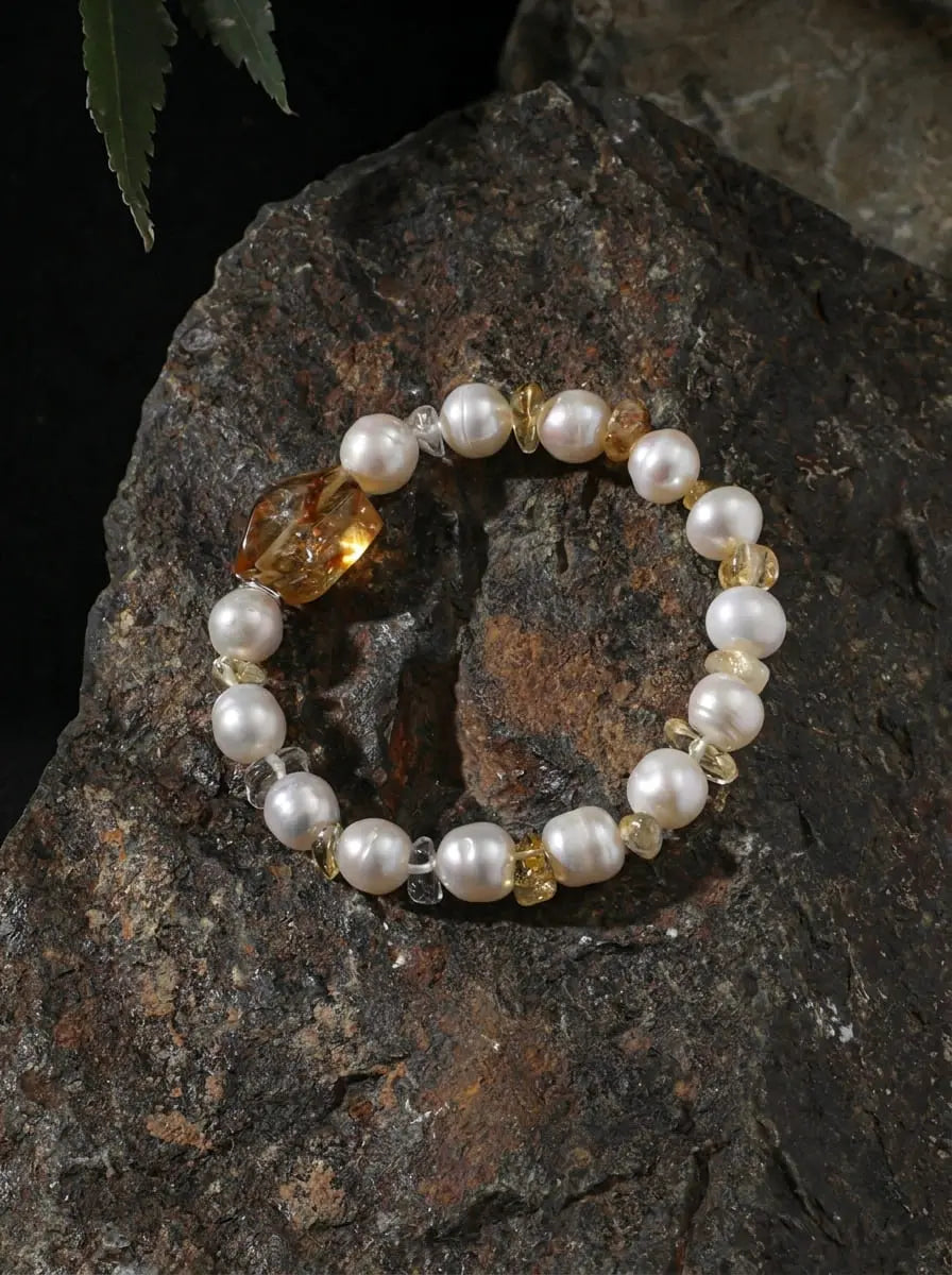 「Amber Light Detachment」Pearl & Citrine Bracelet