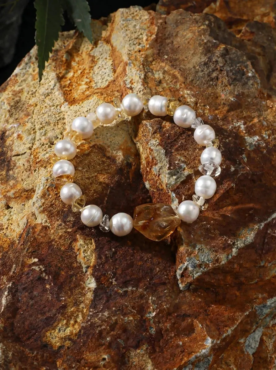 「Amber Light Detachment」Pearl & Citrine Bracelet