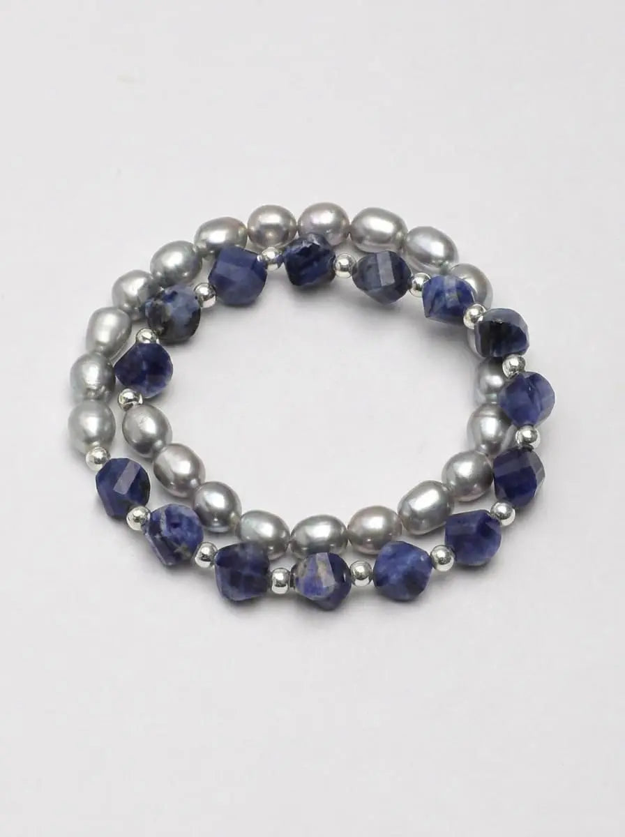 「Serene Blue Soft Grey」Grey Pearl & Sodalite Bracelet