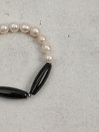 「Shadow Ripple White Night」Black Onyx & Freshwater Pearl Bracelet