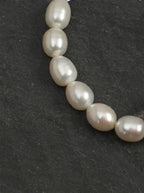 「Verdant Frost Drift」 Green Crystal & Freshwater Pearl Bracelet