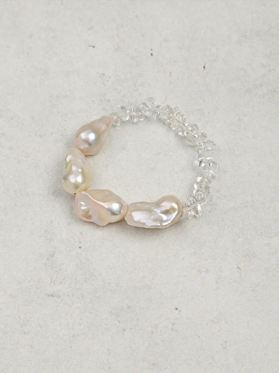 「Frosted Pearl」 Clear Crystal & Baroque Pearl Bracelet