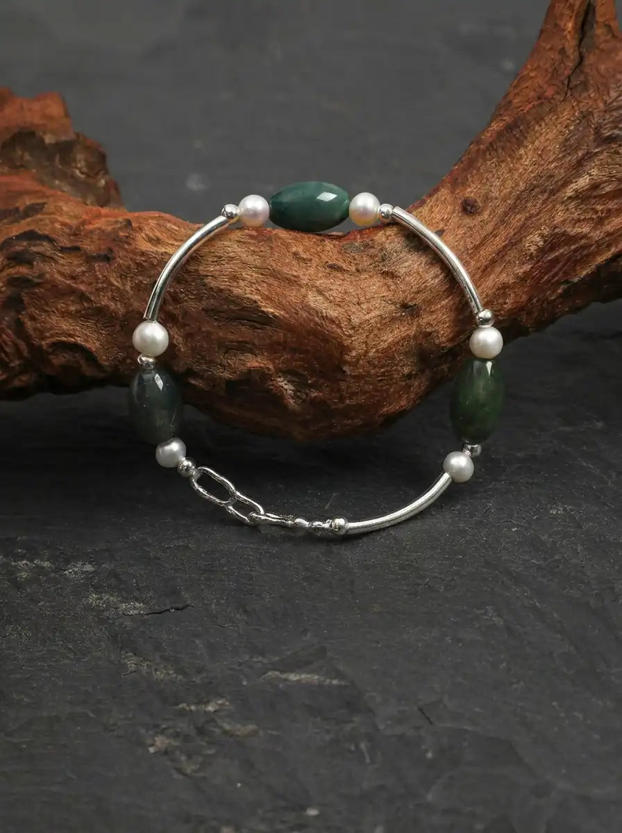 「Forest Isle」 Moss Agate & Pearl Bracelet