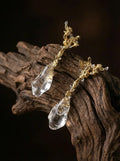 「Vintage Classic」Designer-Style Raindrop White Crystal Earrings