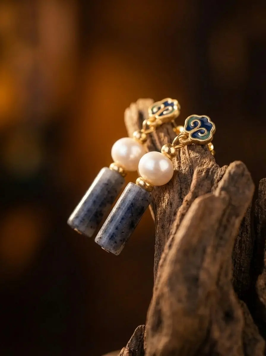「Heaven and Earth Round and Square」 Chinese Style Reproduction Cloud Pattern Earrings