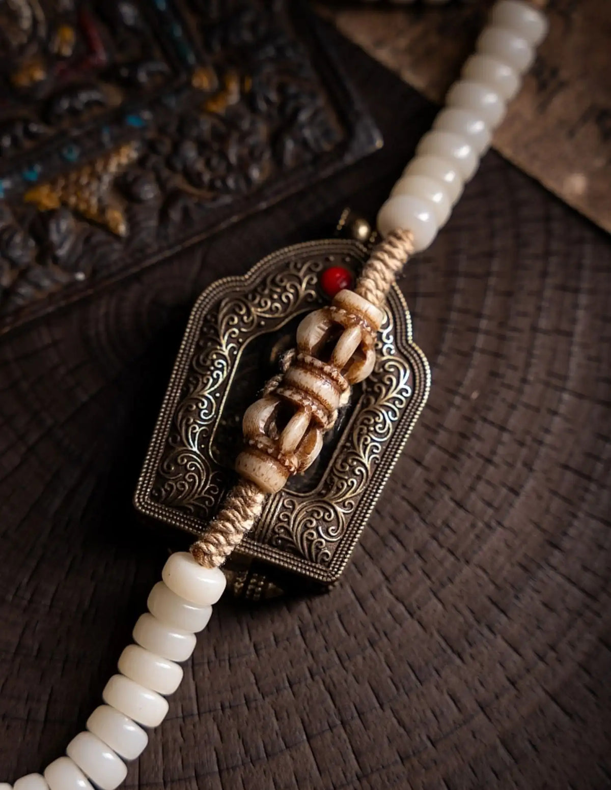 "Pure Mind" White Bodhi Root & Dzi Bead Mala Bracelet Necklace