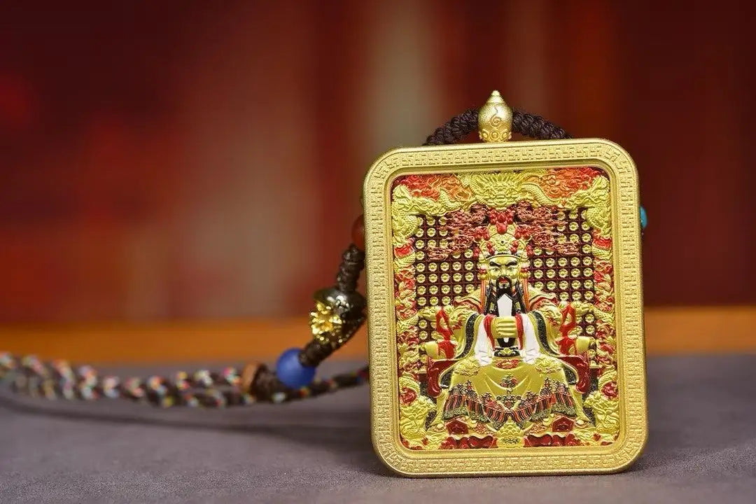 「Four-Armed Avalokiteshvara」 Two-Eye Dzi Thangka Gau Necklace