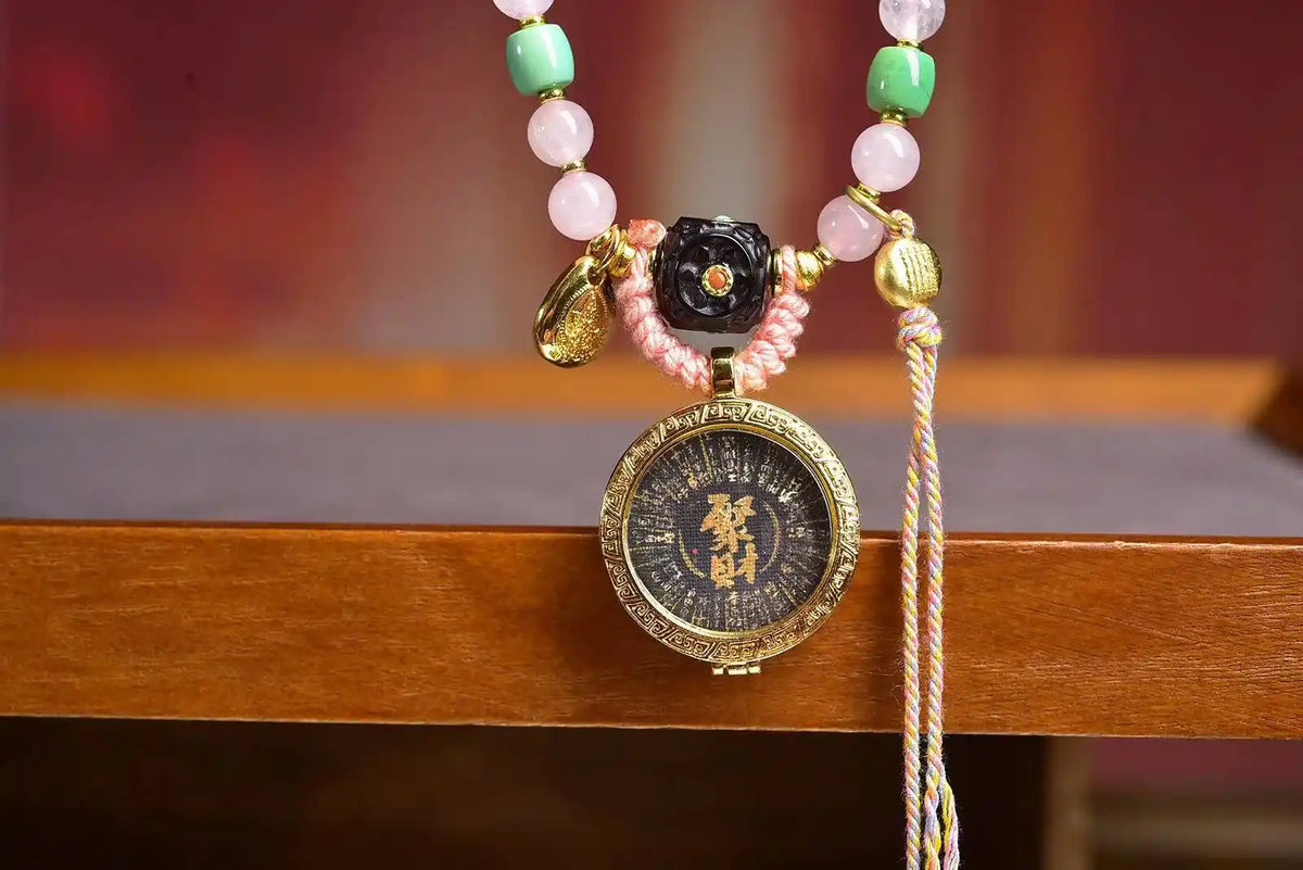 「Blush Fate」 Circular Gau Necklace