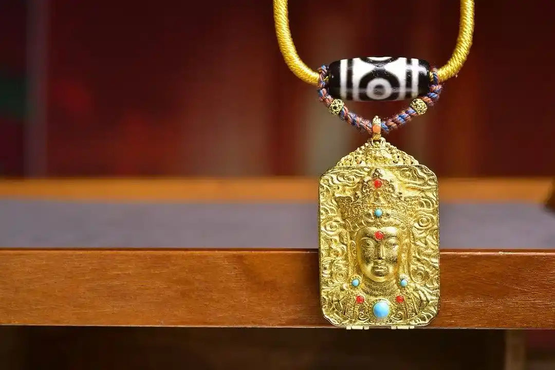 「Dual-Faced Dharmapala」 Thangka Gau Necklace