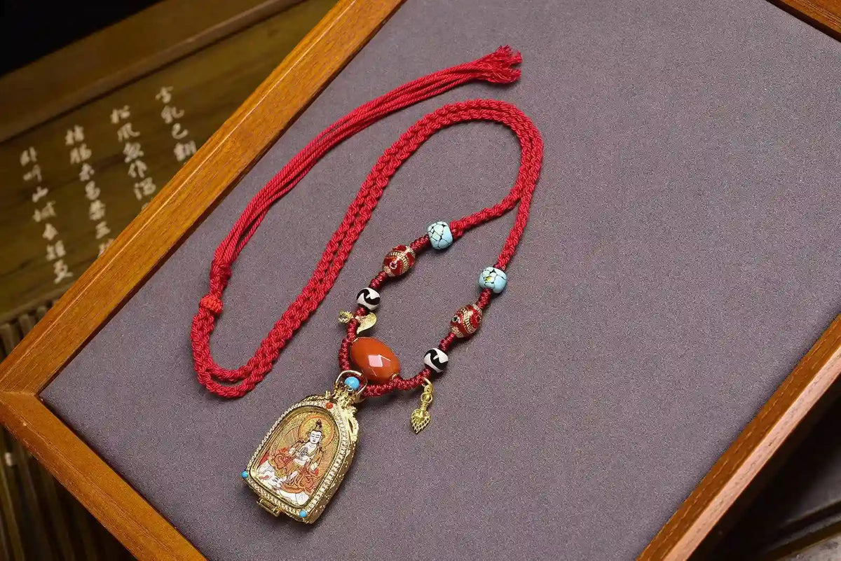 「Samantabhadra on Elephant」 Thangka Gau Necklace